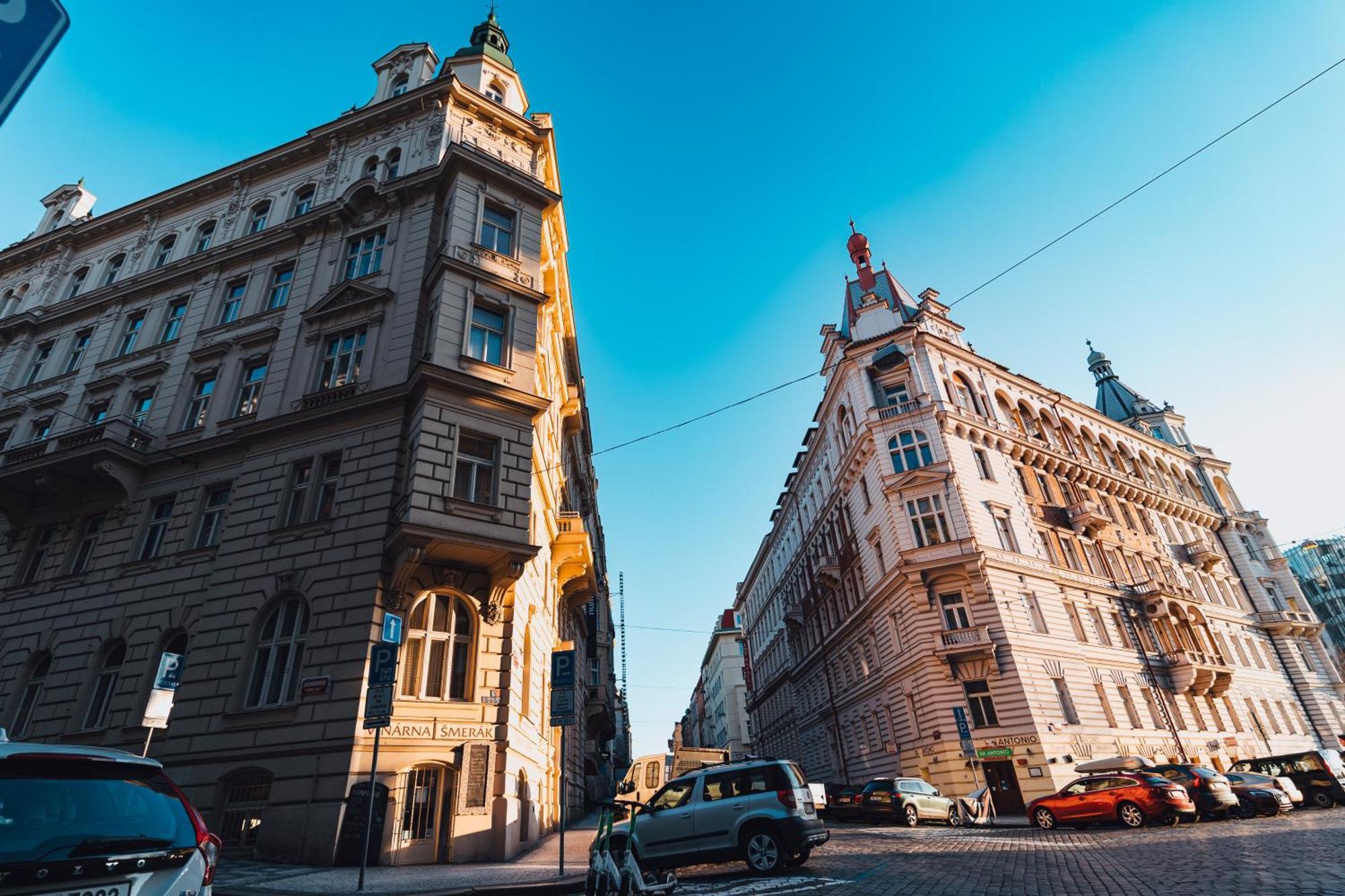 Two-level With A Terrace Near The Vltava River Apartment *
