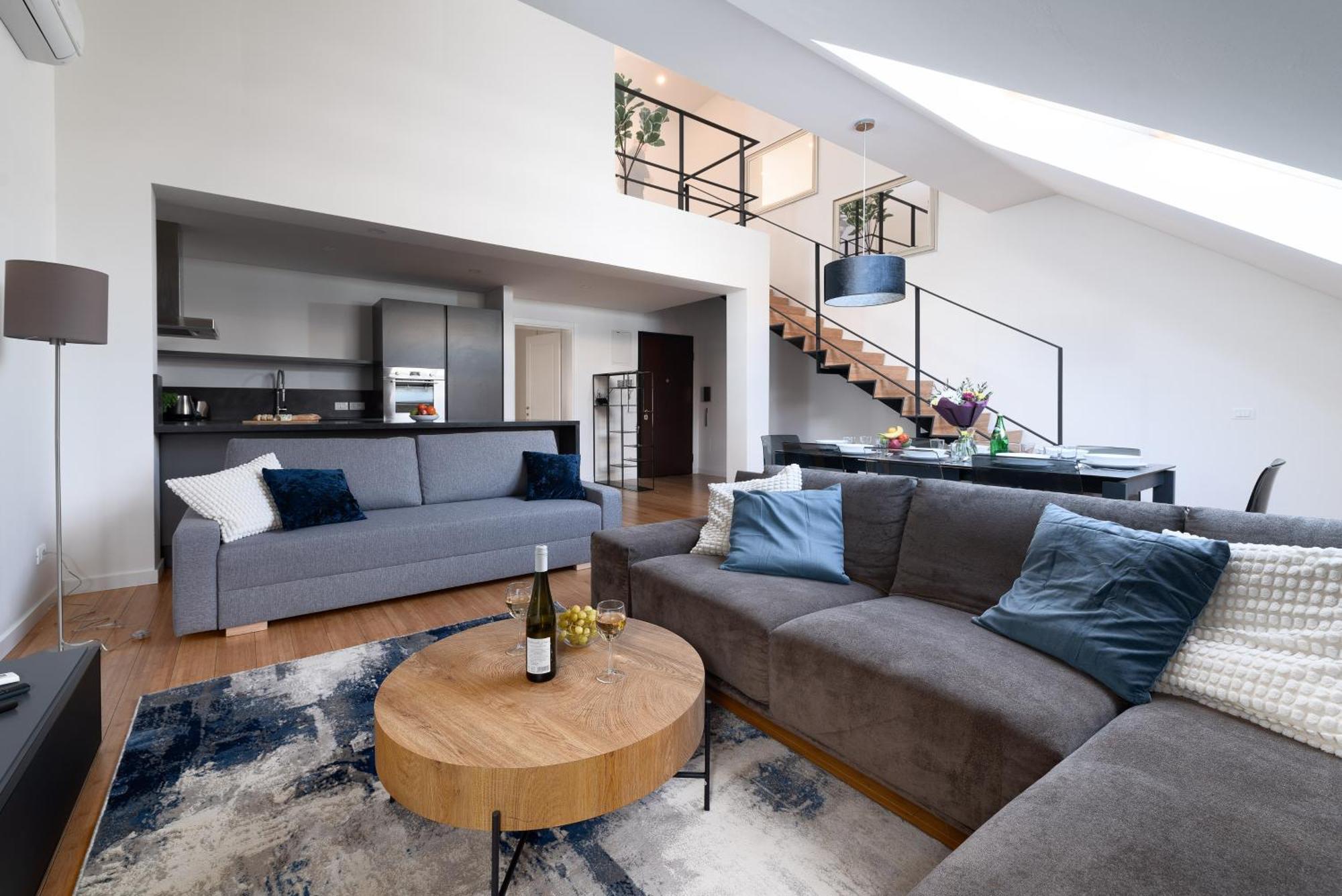Apartament Two-level With A Terrace Near The Vltava River *